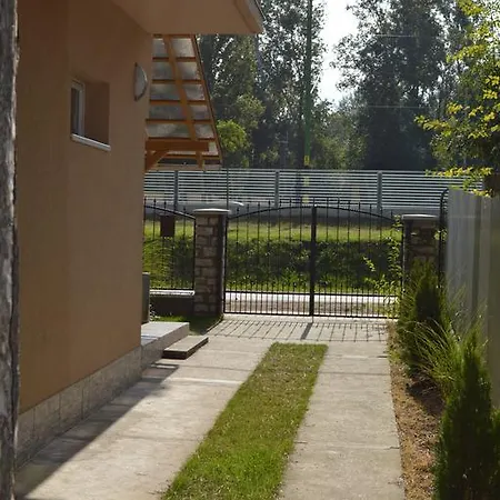 Gratisz 招待所 3*