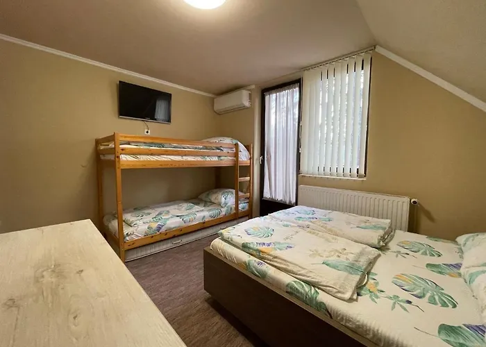 بيت ضيافة Gratisz شيوفوك