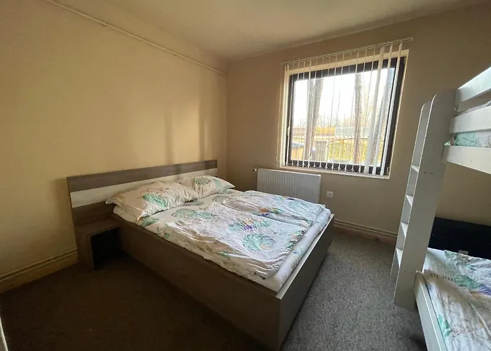 ゲストハウス Gratisz