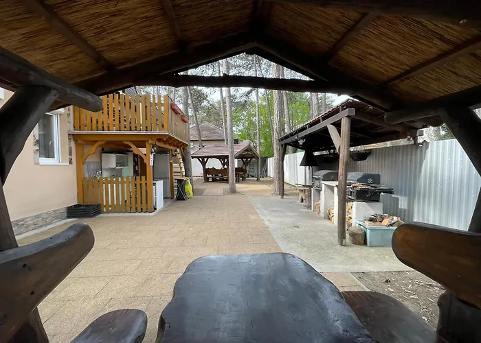 ゲストハウス Gratisz