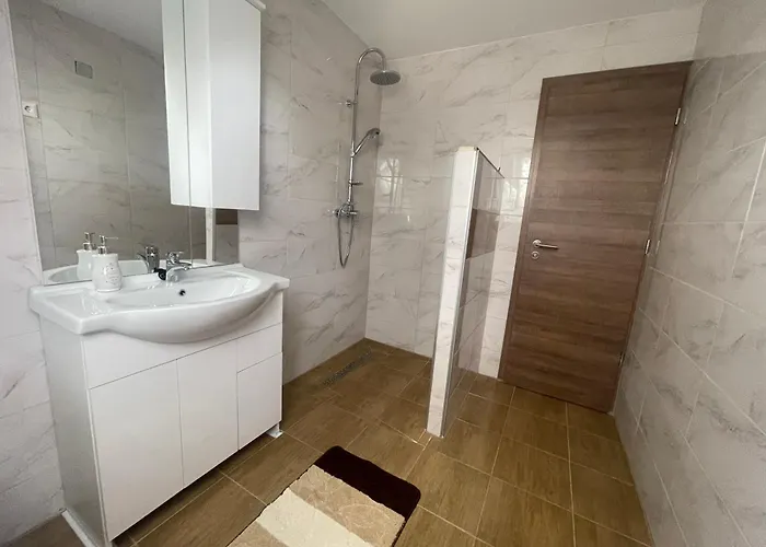 Gratisz 4* Siófok