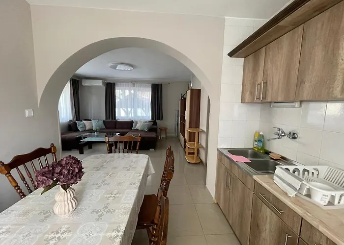 Gratisz 4* Siófok