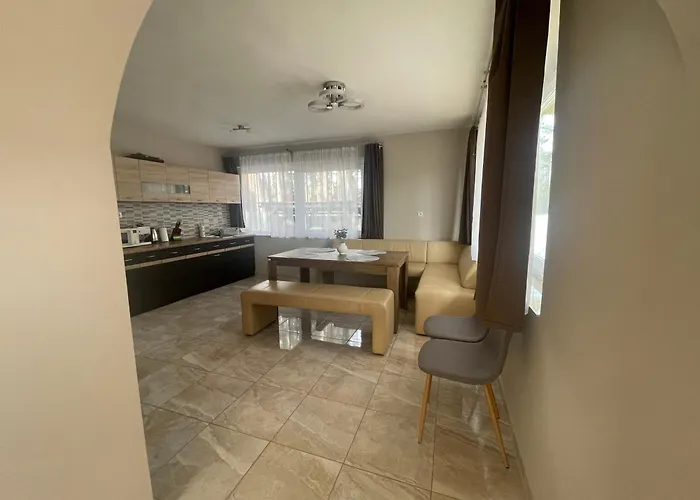 Gratisz ゲストハウス シオーフォク