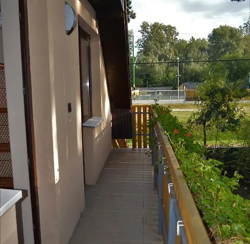 Gratisz ゲストハウス